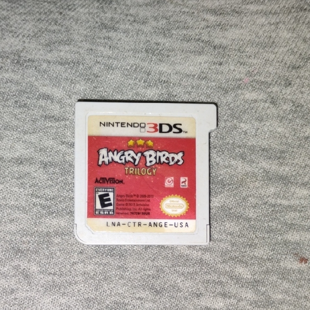 Angry Birds Trilogy for Nintendo 3DS - White and Red by